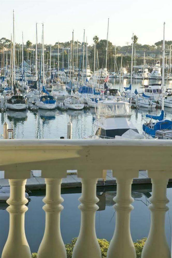 Oceanside Marina Suites - A Waterfront Hotel Zewnętrze zdjęcie